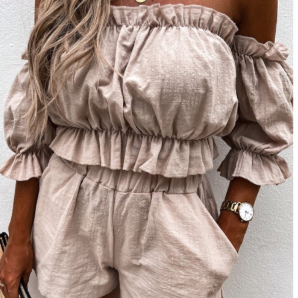 Off the Shoulder Ruffle Two Piece Short Set